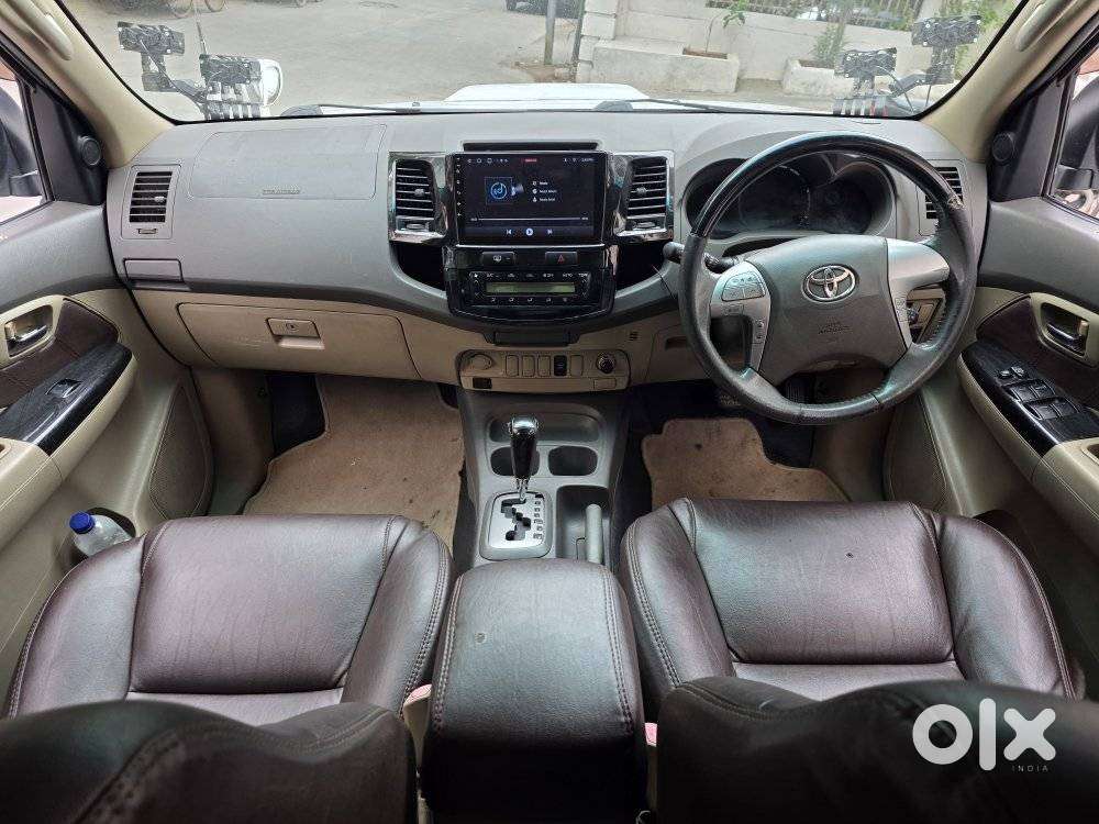 Toyota Fortuner 3.0 4x2 Automatic, 2013, Diesel