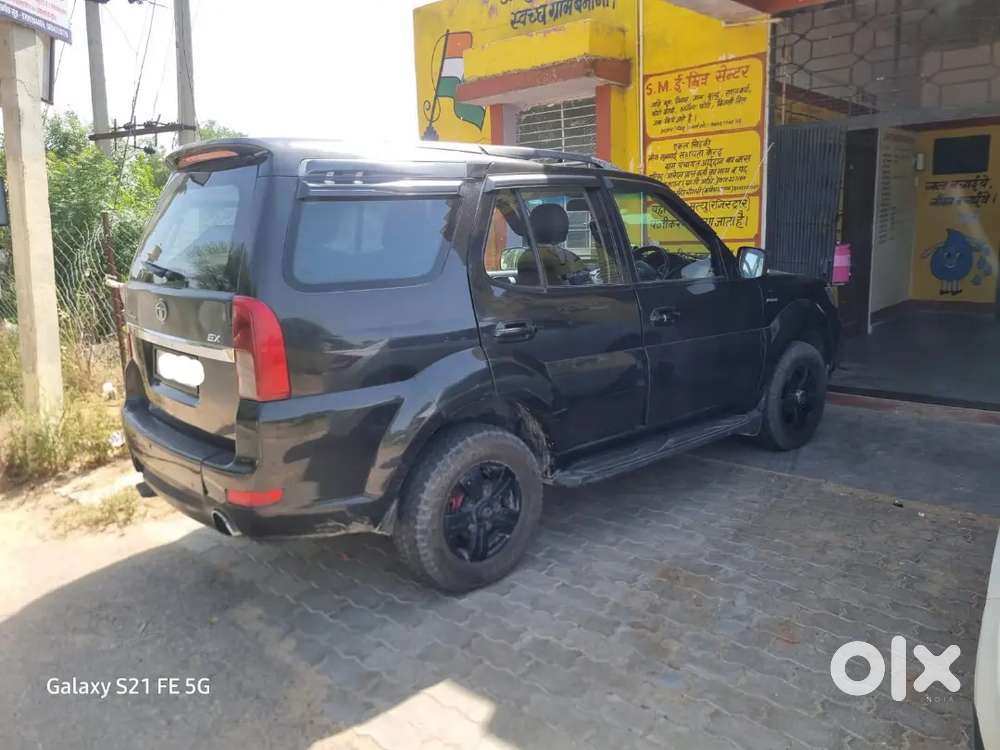 Tata Safari Storme 2015 Diesel Lx 4x2 Black