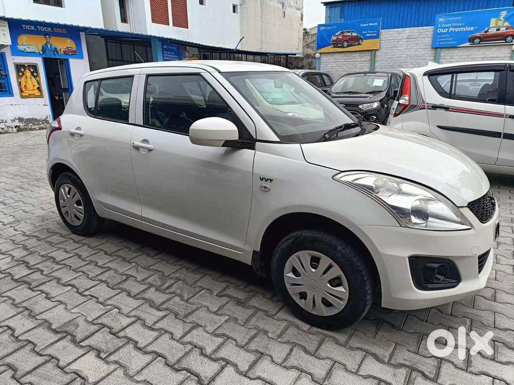 Maruti Suzuki Swift Lxi, 2015, Petrol