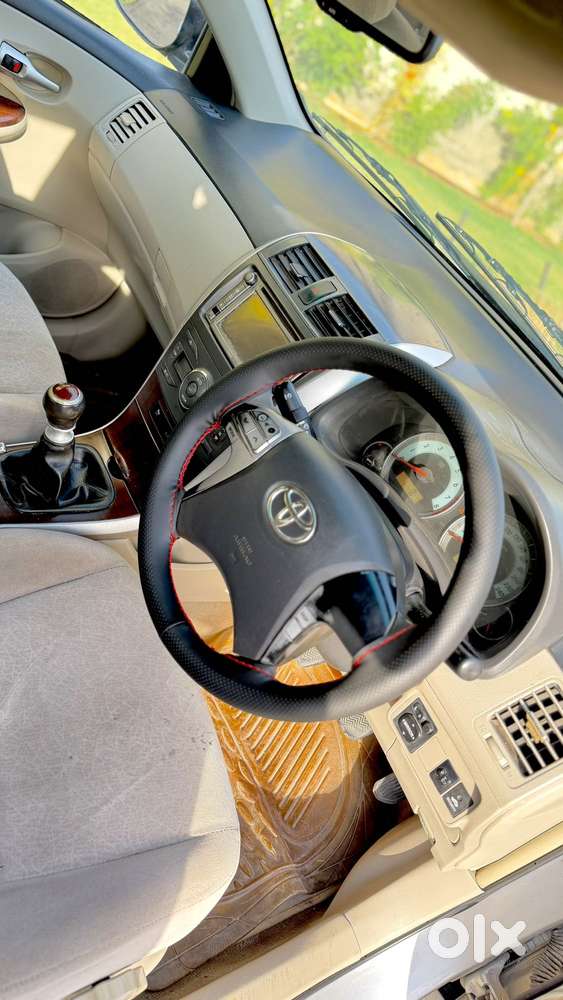 Toyota Corolla Altis, 2012, Petrol