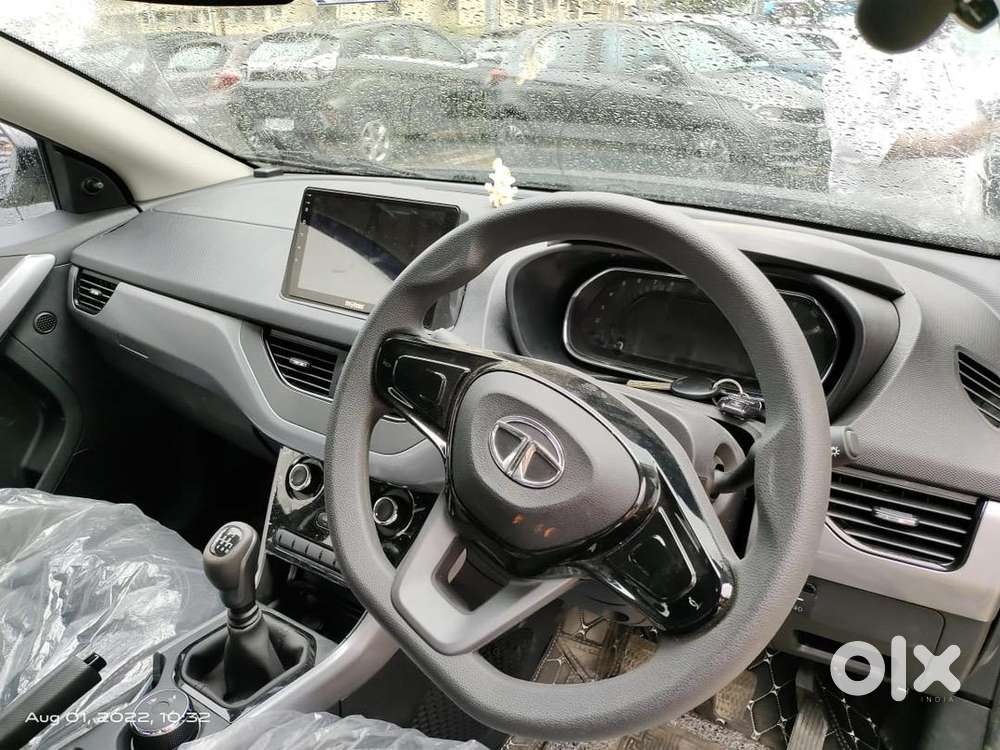 Tata Nexon 2022 Petrol 4850 Km Driven