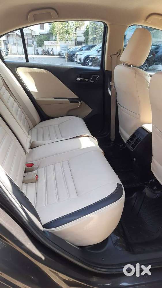 Honda City I-vtec V, 2017, Petrol