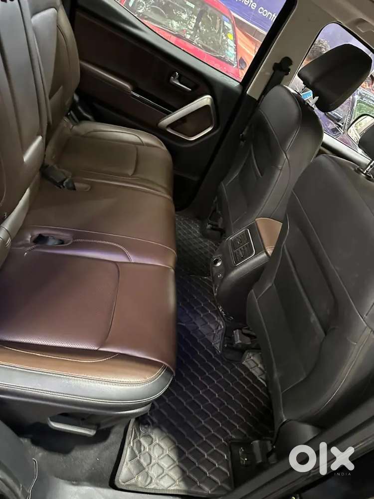 Mahindra Scorpio-n 2023 Petrol 29000 Km Driven