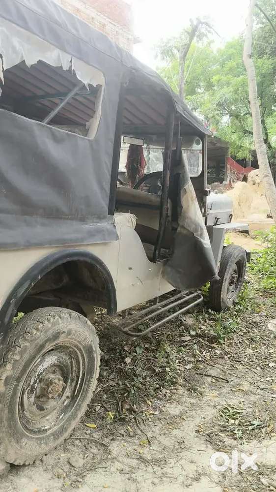 Mahindra Jeep 1995