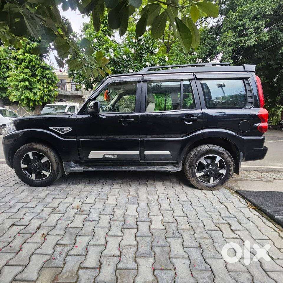 Mahindra Scorpio Classic 2.2 S 11 Mt 7 Cc, 2023, Diesel
