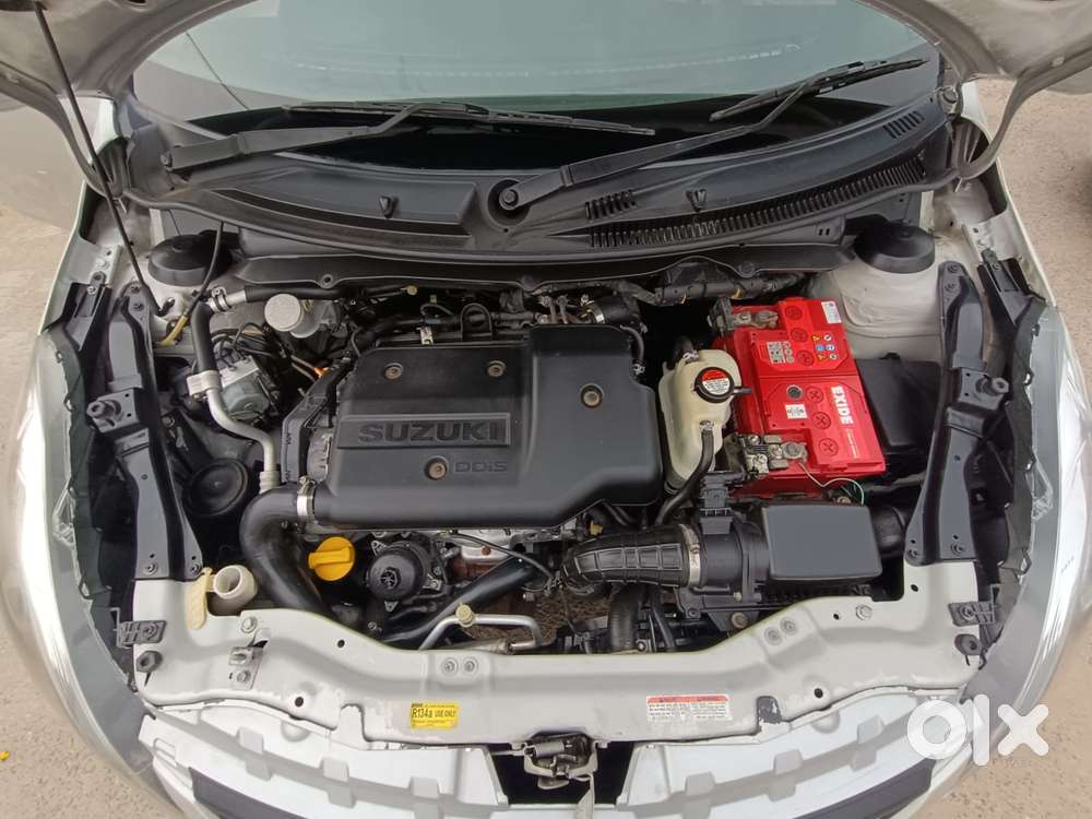 Maruti Suzuki Swift Dzire Vdi Bsiv, 2017, Petrol