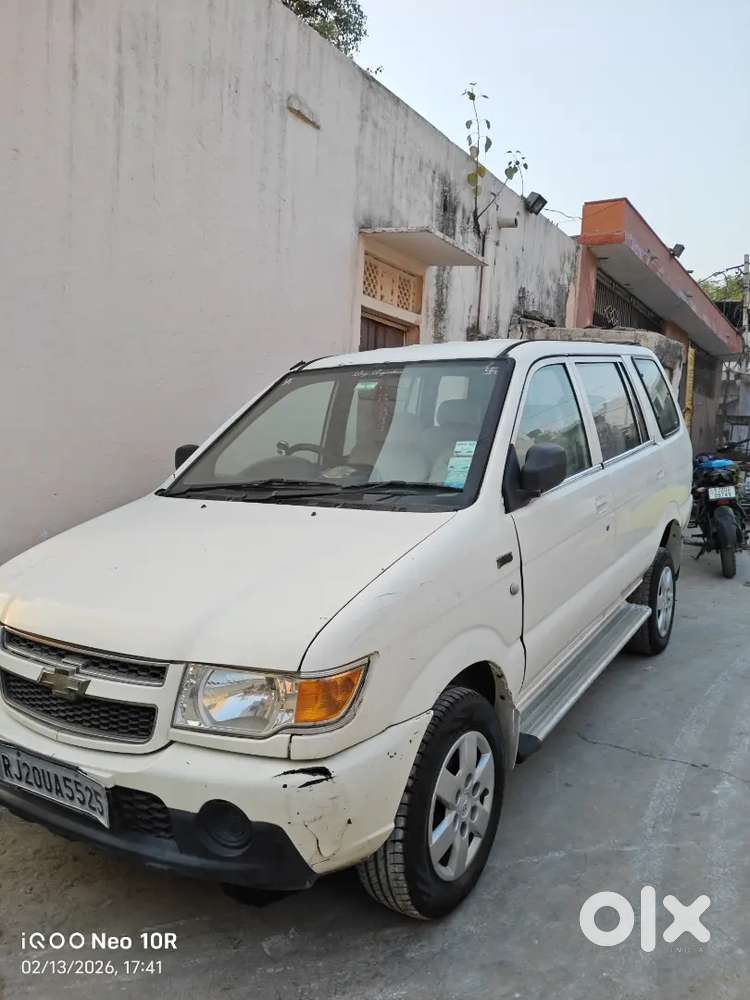 Chevrolet Tavera Neo 2013 Diesel Well Maintained