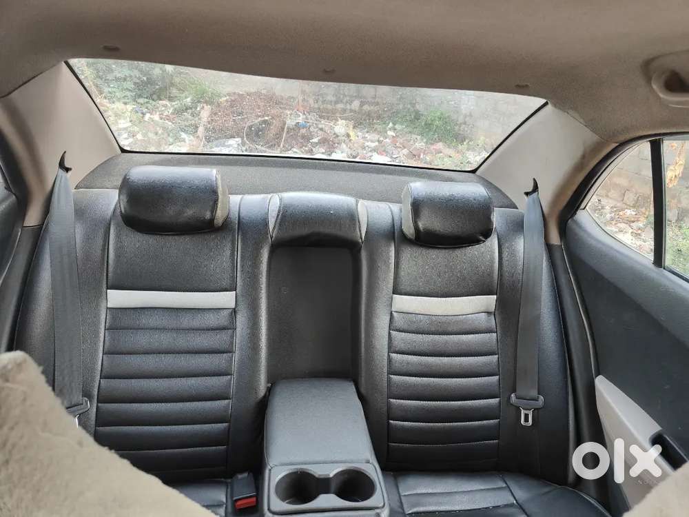 Hyundai Xcent 2016 Diesel 100000 Km Driven