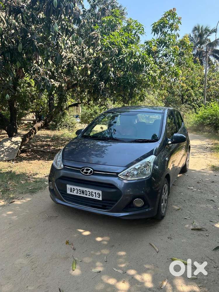Sale Hyundai Grand I10 2015 Diesel Well Maintained