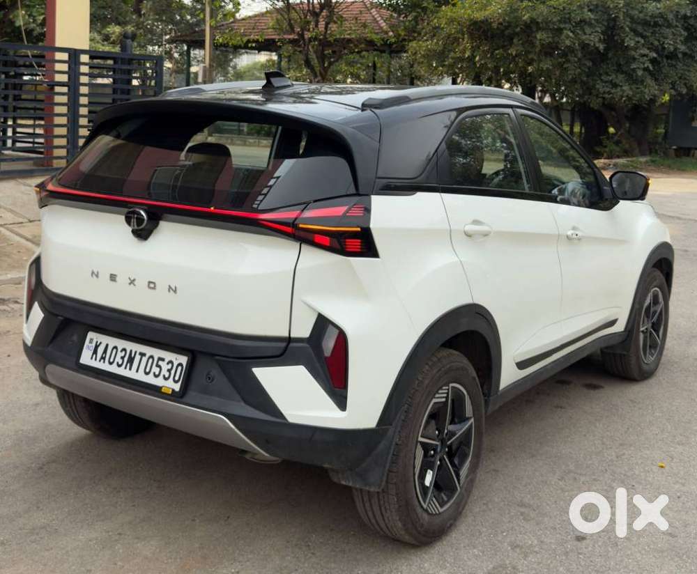 Tata Nexon 1.2 Revotron Xza Plus (o) Amt, 2024