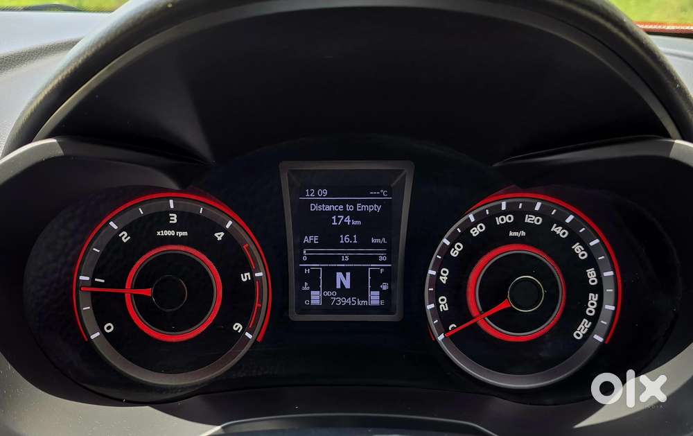 Mahindra Xuv300 W8 Option Diesel, 2021, Diesel