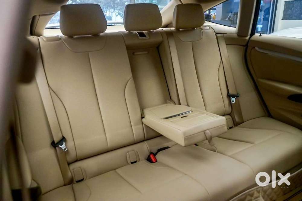 Bmw 3 Series Gt 320d Luxury Line, 2019, Diesel