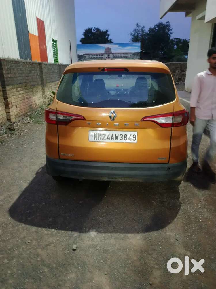 Renault Triber Petrol Manual 1.0 Rxz 2020