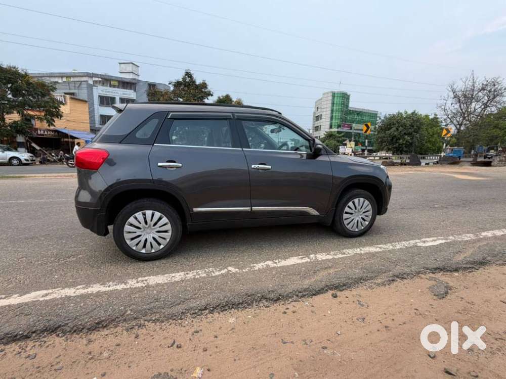 Maruti Suzuki Brezza 1.5 Vxi Smart Hybrid, 2021, Petrol