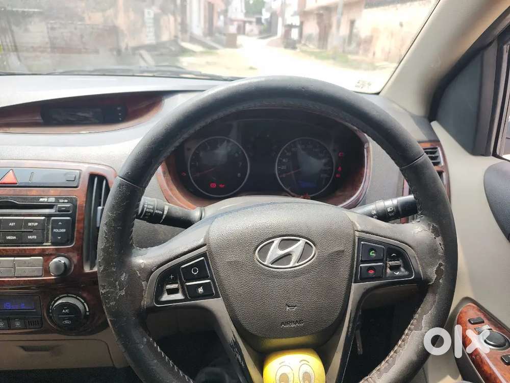 Hyundai I20 2013 Cng & Hybrids 90000 Km Driven