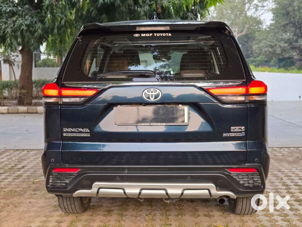 Toyota Innova Hycross 2.0 Zx (o) Hybrid 7 Str, 2023, Cng & Hybrids