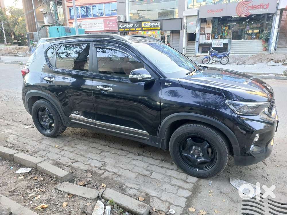 Kia Sonet Petrol 2020