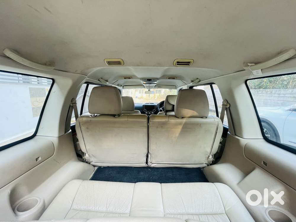 Ford Endeavour 2.2 Titanium At 4x2, 2011, Diesel