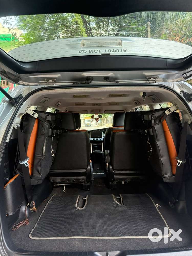 Toyota Innova Crysta 2.4 G Mt, 2017, Diesel