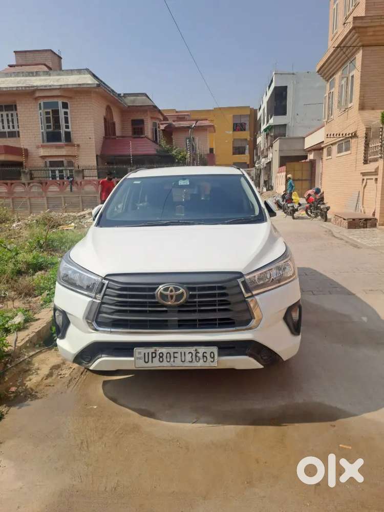 Sale Innova Crysta Urgent Money Problem White Colour