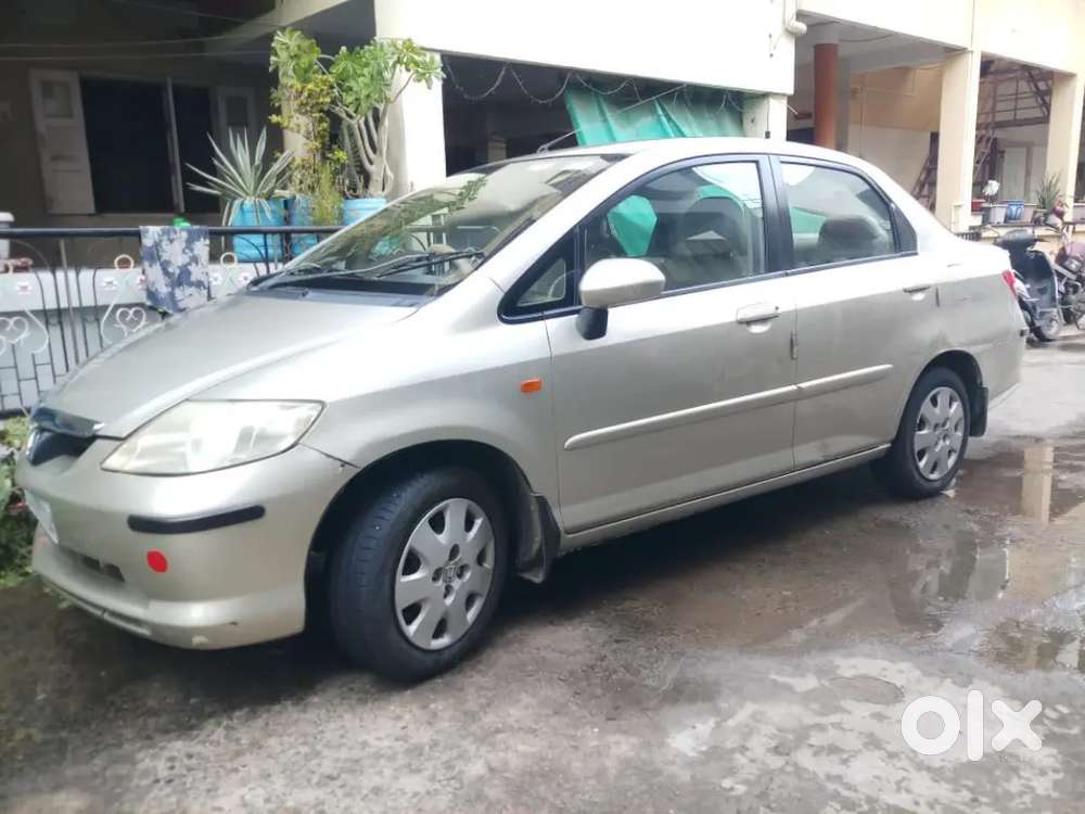Honda City 2004 Cng & Hybrids Well Maintained