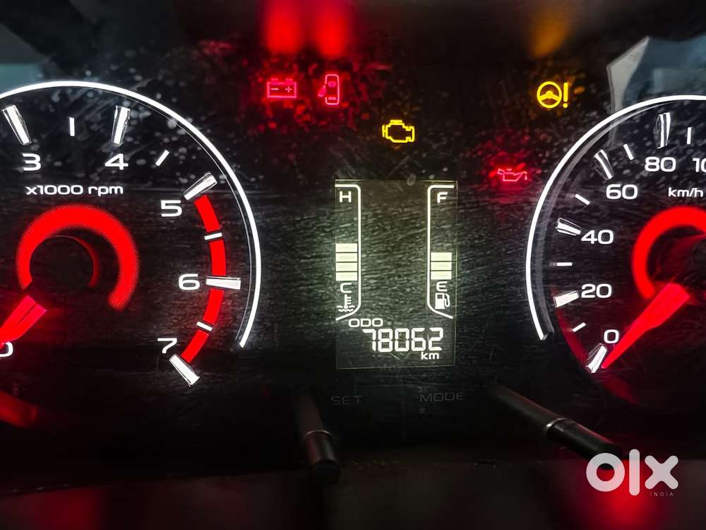 Mahindra Kuv 100 2016-2017 Mfalcon G80 K8, 2017, Petrol