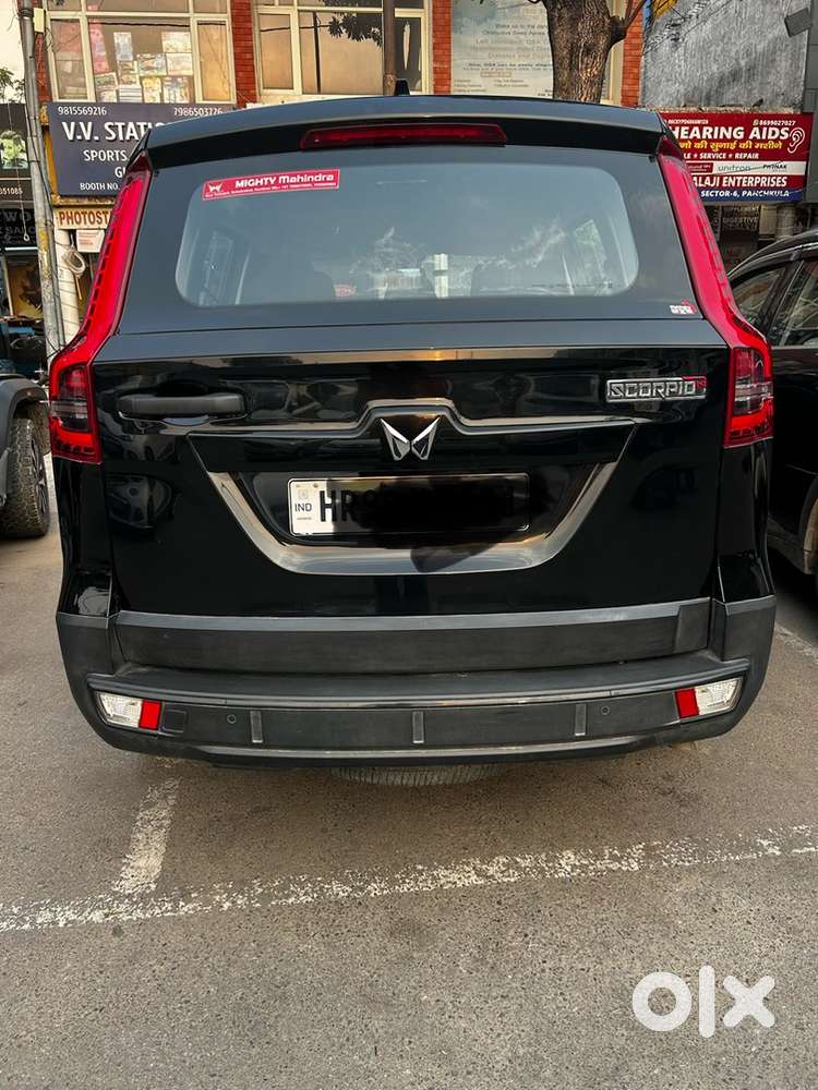 Mahindra Scorpio-n Diesel 2025 Black