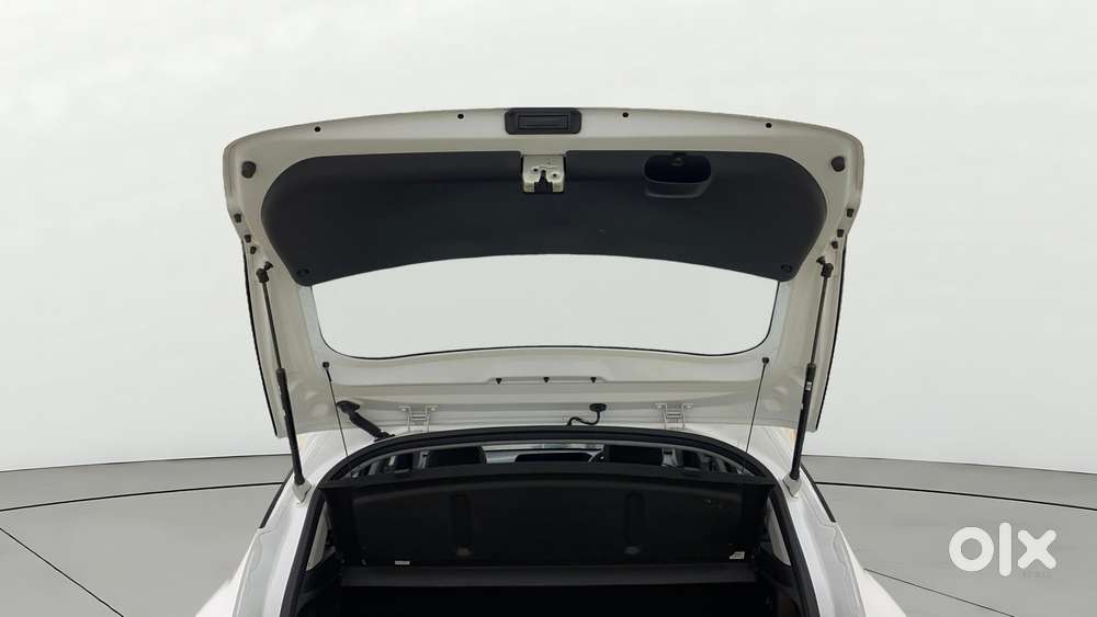 Hyundai New I20 1.2 Asta (o) Ivt, 2024, Petrol
