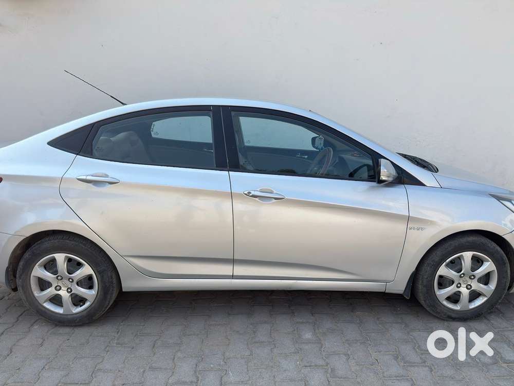 Hyundai Fluidic Verna 2014 Petrol Good Condition