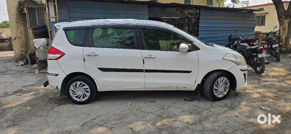Maruti Suzuki Ertiga 2014 Diesel 260000 Km Driven