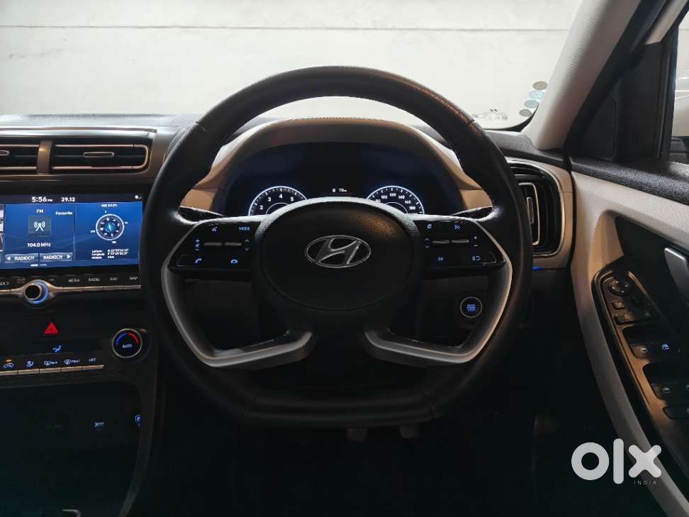 Hyundai Creta Sx Petrol Mt, 2022, Petrol