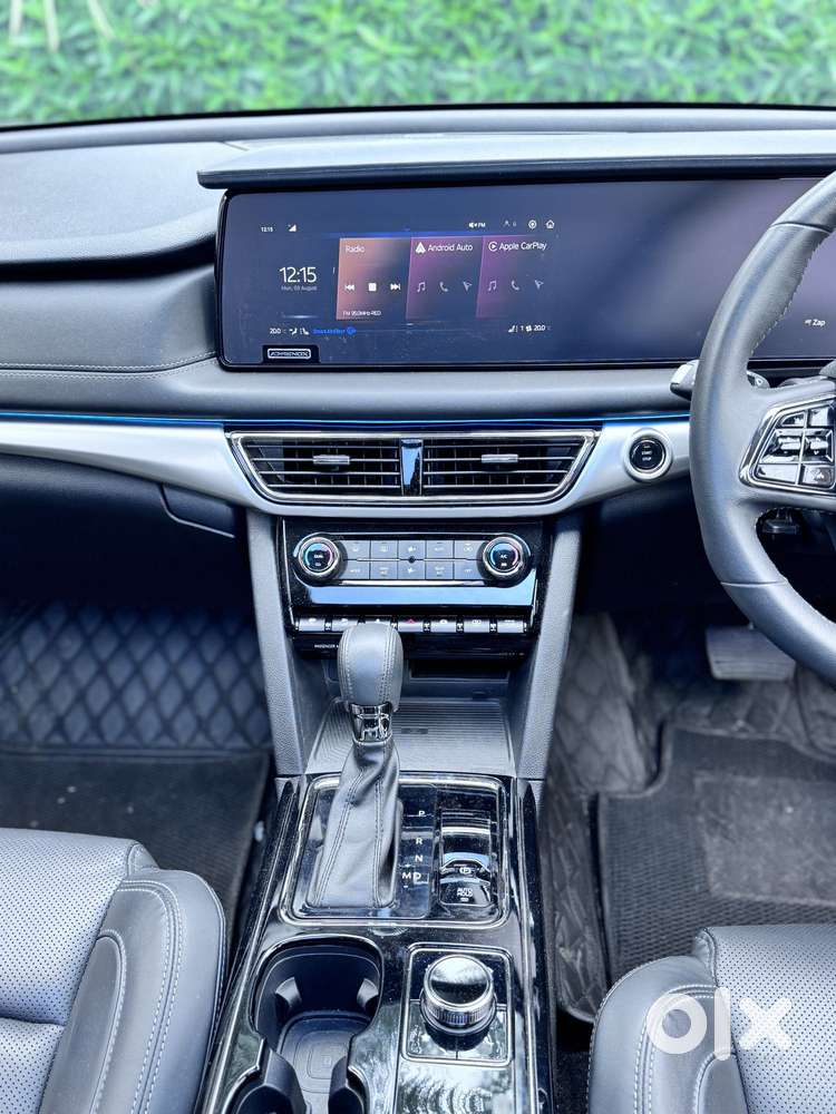 Mahindra Xuv700 2.2 Ax 7 Diesel At Luxury Pack Str, 2026, Diesel