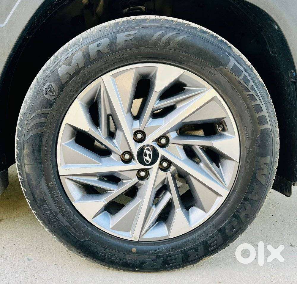 Hyundai Tucson 2.0 Signature Petrol At, 2023, Petrol