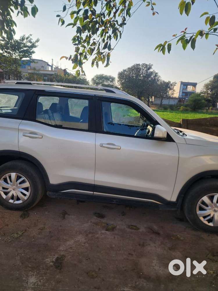 Scorpio N Showroom Maintain With All Service Records And New Tyres