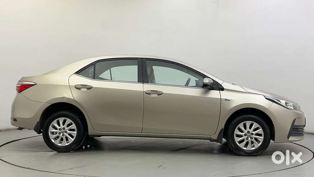 Toyota Corolla Altis 1.8 G, 2017, Petrol