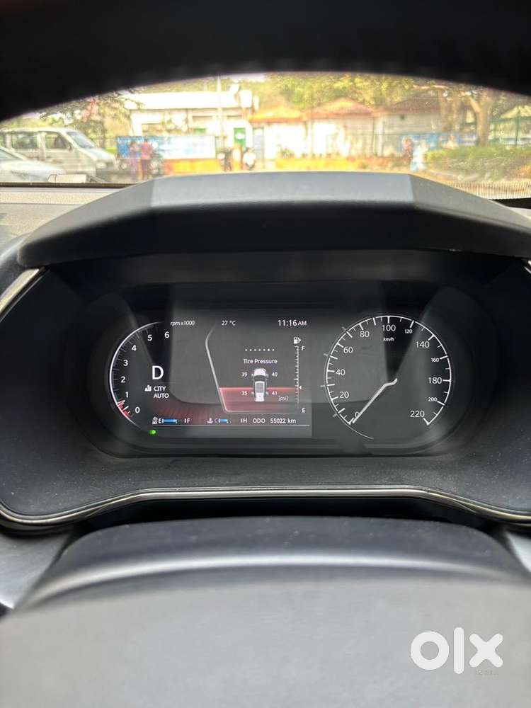 Tata Safari Top Model Automatic Xza+ Adventure 6str