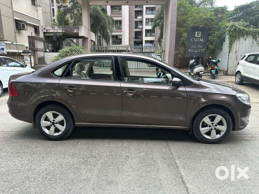 Skoda Rapid 1.5 Tdi Style/1.5 At Style, 2016, Diesel