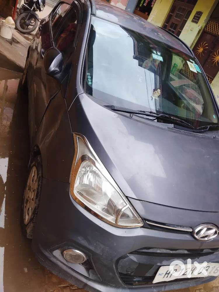 Hyundai Grand I10 Sportz 2016 Top Model