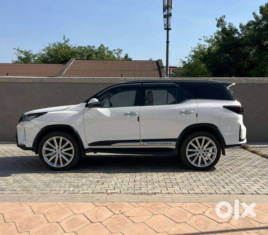 Most Loaded Fortuner 4/4  At 2019 Reg.