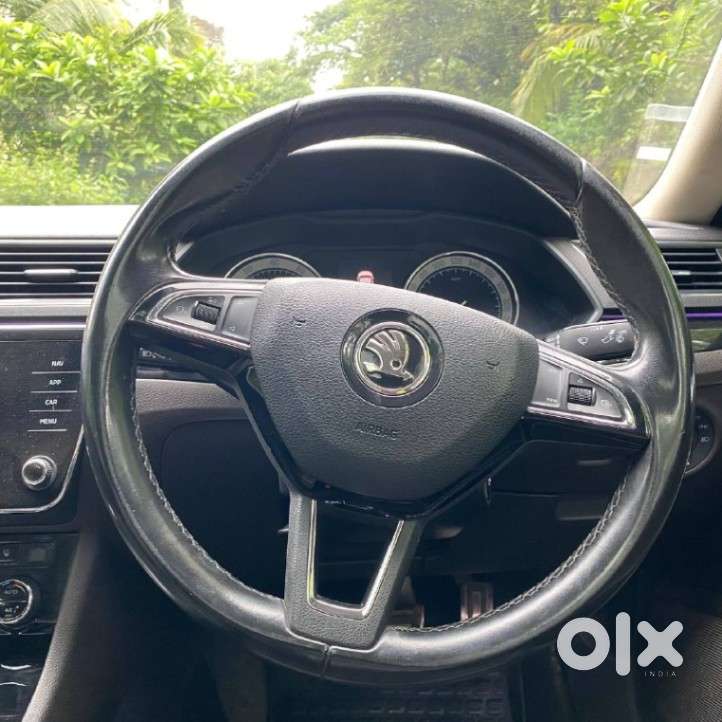 Skoda Superb L&k 1.8 Tsi At, 2020, Petrol