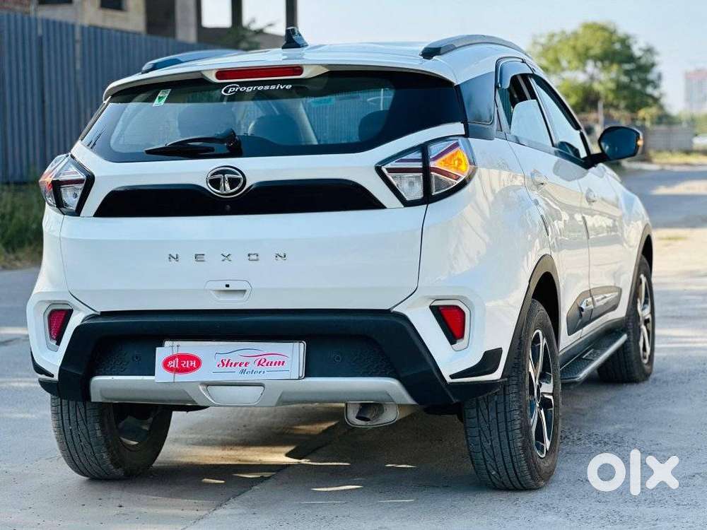 Tata Nexon 1.2 Revotron Xza Plus, 2022, Petrol