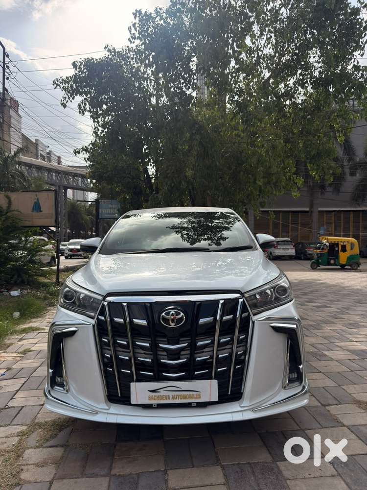 Toyota Innova Crysta 2.4 V, 2020, Diesel