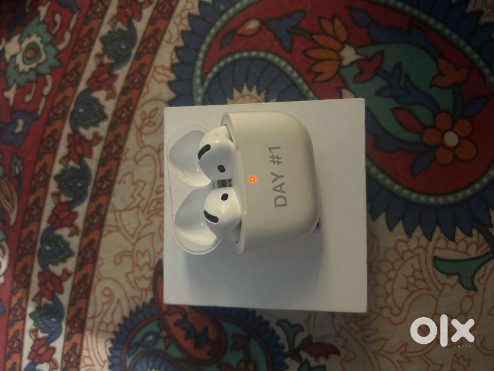 AirPods 4 (Non ANC) - Right + Case Functional