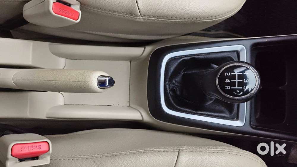 Maruti Suzuki Swift Dzire 1.2 Zxi Bsiv, 2018, Petrol