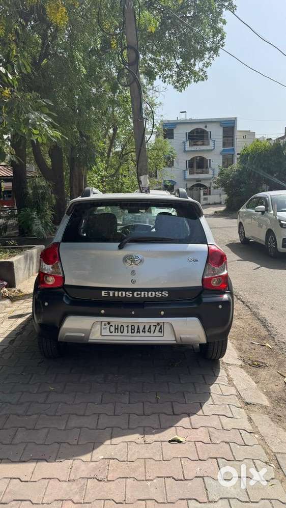 Toyota Diesel Manual 2015 With Brand New Tyres And Battery