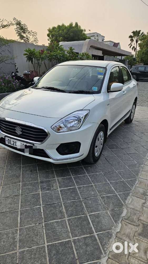 Maruti Suzuki Swift Dzire Vxi(o) Amt, 2018, Petrol