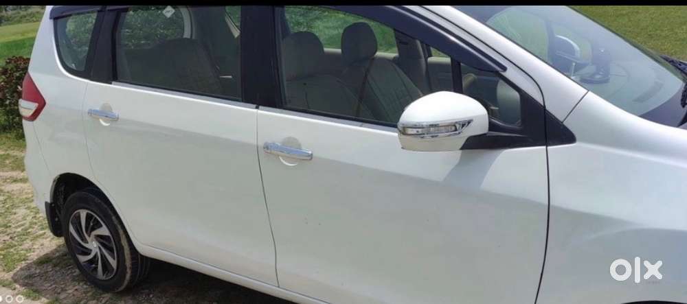 Maruti Ertiga Hybrid 2017