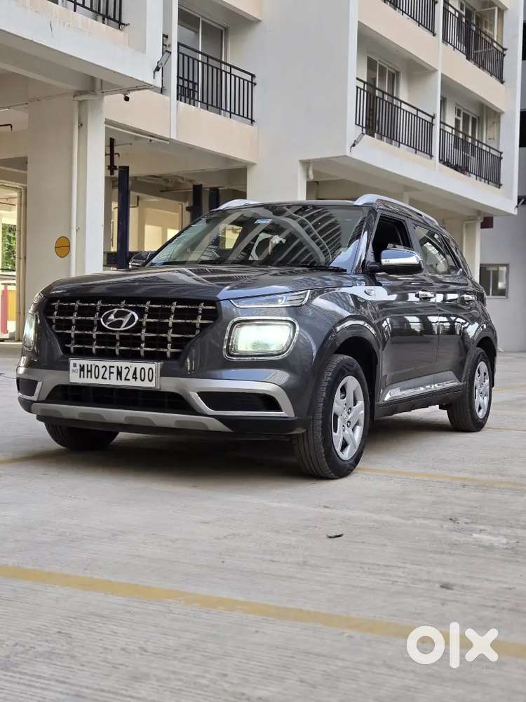 Hyundai Venue Petrol 2021
