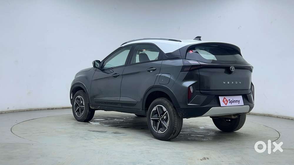 Tata Nexon Creative Plus 1.2 Revotron Petrol 7dca Dt, 2023, Petrol