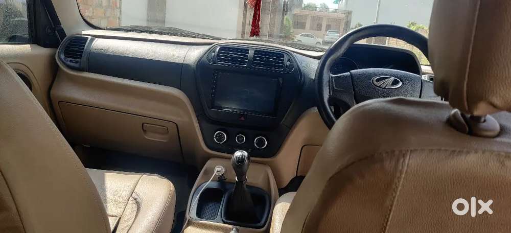 Mahindra Tuv 300 2019